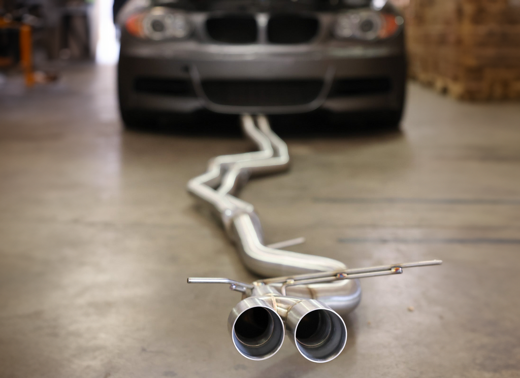PRZELOTOWY UKŁAD WYDECHOWY BMW E82 135i