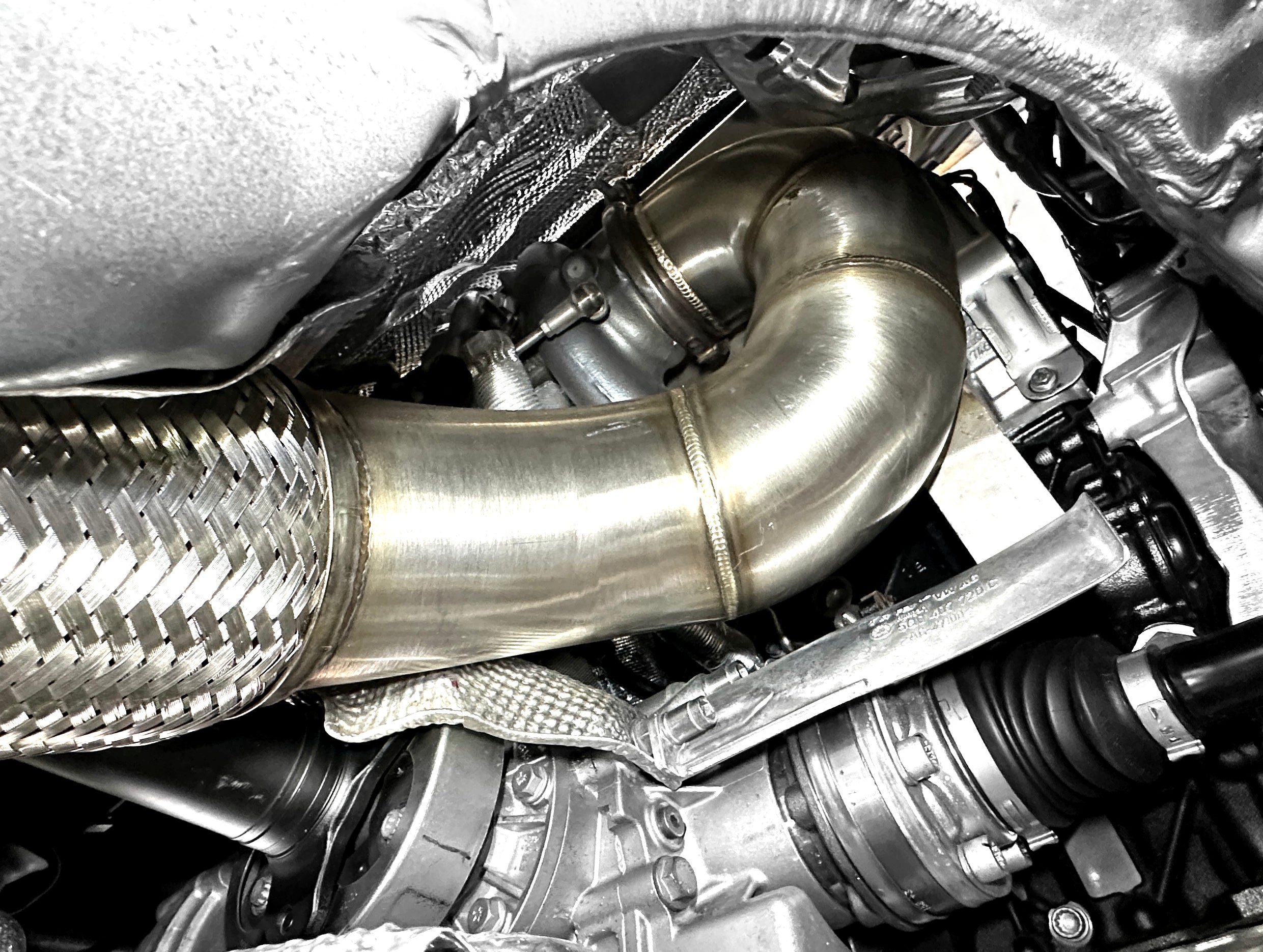 DOWNPIPE 4" VOLKSWAGEN GOLF R MK8 / AUDI S3 8Y